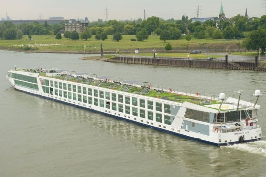 Emerald Sun (2015) - Passenger Vessel
